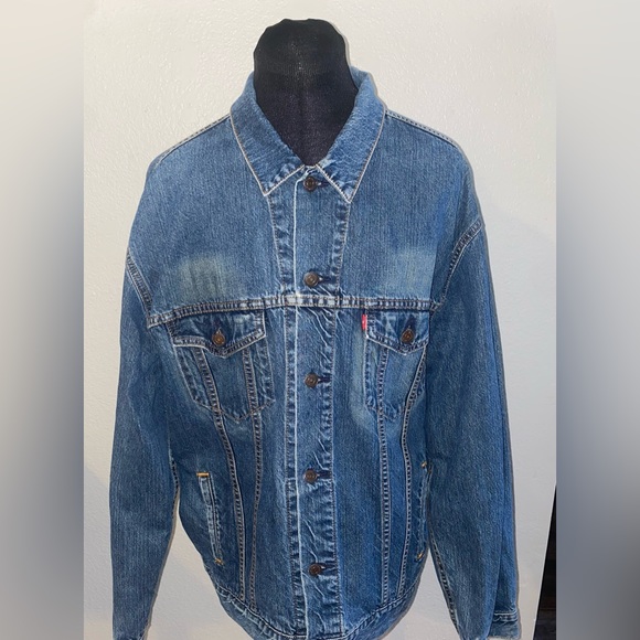 Levi's Other - Vintage Levi's Light Wash Denim Jacket 70507 Levis see pics of wear on jacket